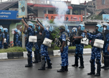 India Imposes Curfew Amidst Violent Protests Following Alleged Abduction and Murder of Students in Manipur