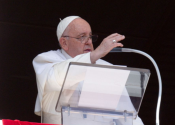 Pope Francis Condemns Body Shaming, Admits to Past Involvement in Personal Confession