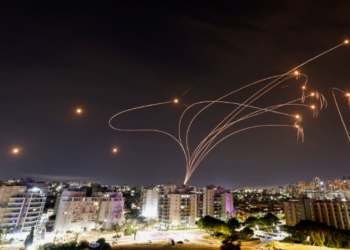 Israel Faces Ongoing Battle as Hamas Incursion Sparks Massive Mobilization