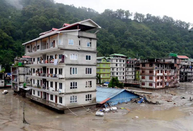 Flash Floods in Sikkim Leave 14 Dead, 102 Missing, and Thousands Stranded