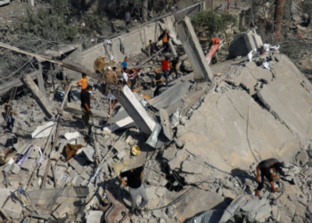 Israel's Continued Attacks on South Gaza Amidst Evacuation Orders Raise Questions
