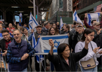 Protesters in Times Square Demand Release of Hostages Held by Hamas as Pressure Mounts on President Biden