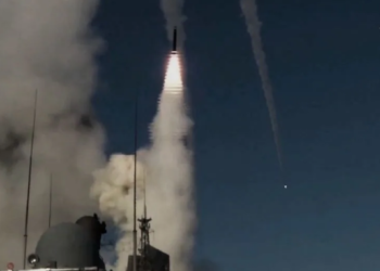 Russia Announces Frigate Strikes Ukraine's Military Infrastructure with Cruise Missiles