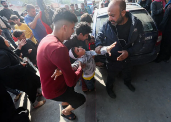 Gaza's Overwhelmed Hospitals Grapple with New Wave of Wounded, Urgent Need for Aid