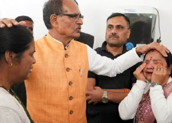 "Ab Vida...," Says Former MP CM Chouhan Just Before Swearing-In Ceremony of Newly Designated CM