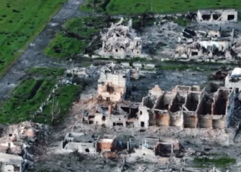 Russians Ease Attacks in Eastern Ukraine; Kyiv May Still Hold Maryinka