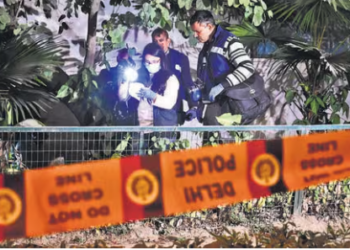A forensic team inspects the area after a low-intensity blast at the Israel Embassy in New Delhi on Tuesday