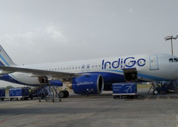 Delhi Airport Issues Advisory as Flight Operations Hit Amid Dense Fog