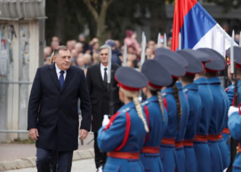 "Show of Strength: US Fighter Jets to Fly Over Bosnia in Warning to 'Secessionist' Serbs"