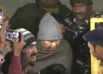 RJD president Lalu Prasad Yadav leaves the ED office in Patna.