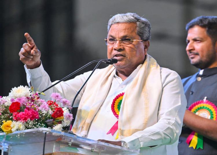 Siddaramaiah Urges Maharashtra CM to Release Water to Drought-Hit North Karnataka Districts