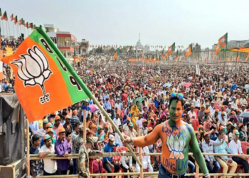 write in news format with tags