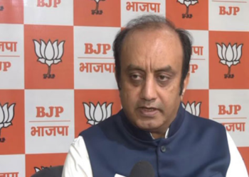 BJP's Sudhanshu Trivedi Targets Arvind Kejriwal, Alleges Lack of Integrity
