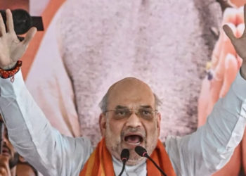 Union home minister Amit Shah also attacked Mani Shankar Aiyar over his "respect Pakistan" remark.(PTI file photo)