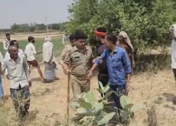 BJP, SP workers clash at polling booth in Fatehpur