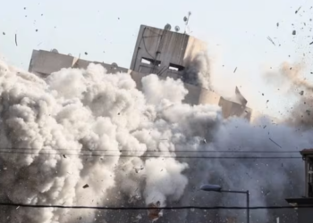 Israeli strikes batter Lebanon, killing five medics