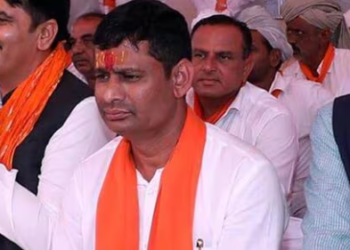 Swarupji Thakor secured 92,129 votes after 24 rounds of counting against Gulabsinh Rajput of the Congress who had 89,734 votes. (X@ChaudhryShankar)