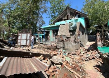 Explosions destroy homes of Lashkar-e-Taiba terrorists linked to Pahalgam attack in South Kashmir