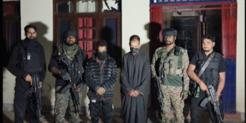 2 Terror Suspects Arrested in J&K’s Shopian; Huge Cache of Weapons and Ammunition Seized