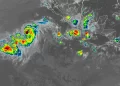 Hurricane Gil rapidly intensifies off US coast, travelers to Hawaii urged to stay alert