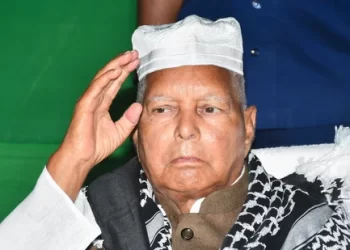 Lalu Prasad, Rabri seek time in IRCTC scam trial amid Bihar polls
