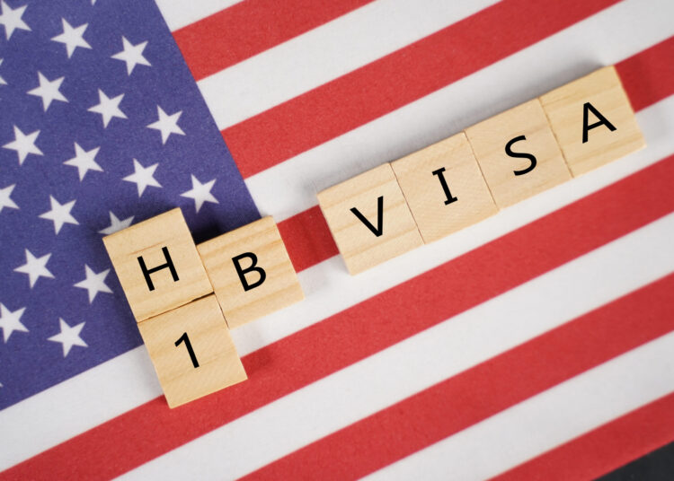 US $100K H-1B Visa Fee Forces Companies to Rethink Hiring, Focus Shifts to Local Talent