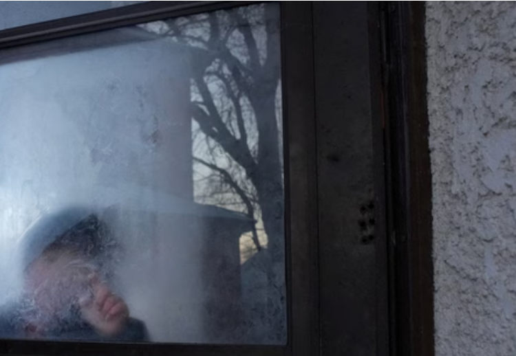 US citizen detained at gunpoint by ICE in Minnesota home sparks outrage over warrantless arrests