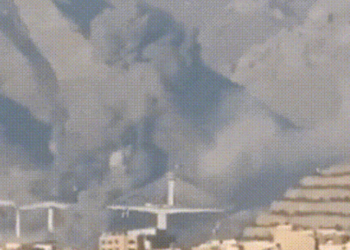 Trump Urges Iran to “Make a Deal Before It’s Too Late” After US-Israel Strike on Karaj Bridge