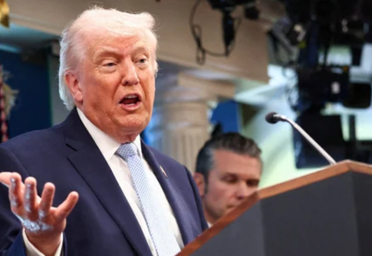 Trump Demands European Military Support in Strait of Hormuz Amid Iran Tensions