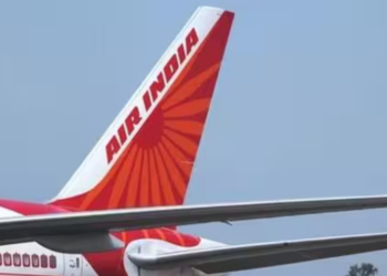 Air India Freezes Annual Salary Hikes Amid Rising Fuel Costs, Airspace Disruptions