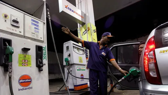Gadkari Says Drivers Can Choose Pure Petrol Over E20—But Cost and Availability Tell a Different Story