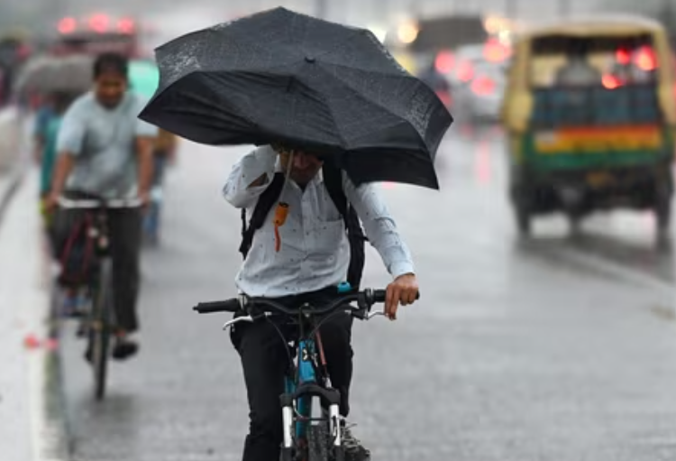 Delhi Monsoon Likely by July 3–4 as Intense Heat and Humidity Push ‘Feels-Like’ Temperature Above 53°C