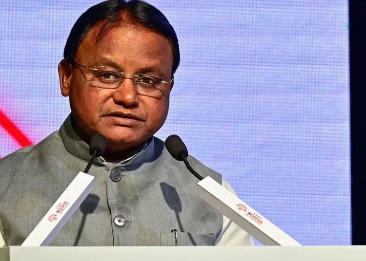 Odisha to deduct maintenance from salaries of govt employees who default on court orders