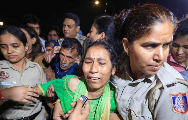 Ankita Bhandari Case: Rahul Gandhi Accuses Centre of Silencing Parents After 4 AM Detention in Delhi