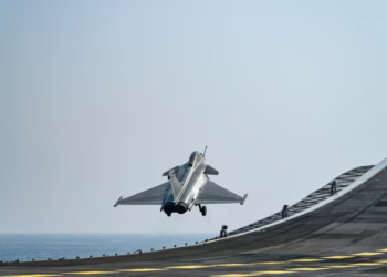 Rafale Marine Makes Historic Landing on INS Vikrant, India Moves Closer to Naval Fighter Induction