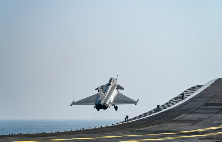 Rafale Marine Makes Historic Landing on INS Vikrant, India Moves Closer to Naval Fighter Induction